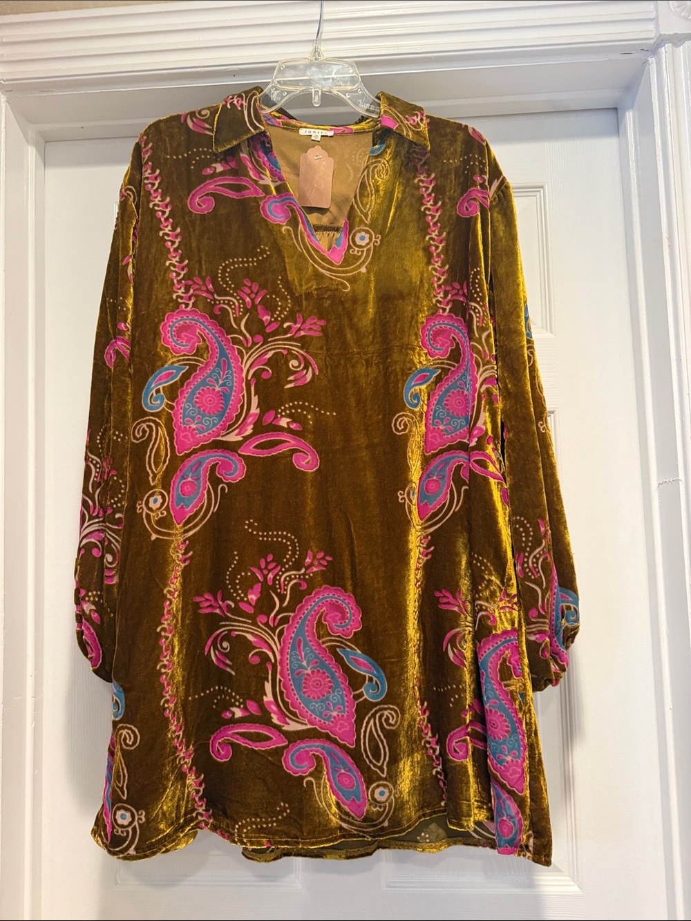 JODIFL Olive Velvet Paisley Tunic with Pink & Blue Accents NWT - Medium